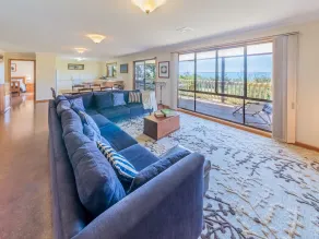 BEACH FRONT HOUSE with extensive water views, large deck and outdoor space - Image 5