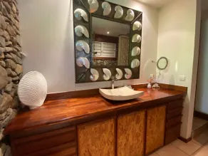 Tiahura Polynesian Luxury Villa - Image 3