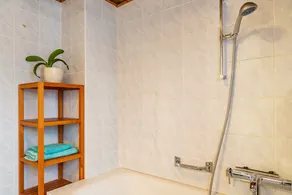 Appartamento 'Ferienwohnung Fischer' con terrazza privata, giardino in comune e Wi-Fi - Image 5