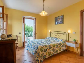 Bel appartement pour 30 personnes avec WIFI, piscine, bain à remous, climatisation, TV et patio - Image 3