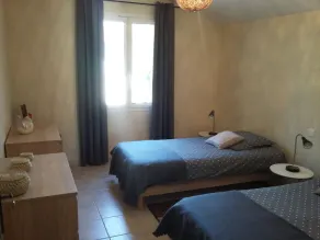 Gite for 4 people in a vineyard - With swimming pool access - Image 4
