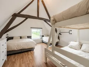 Spacious Family Holiday Home - Image 5