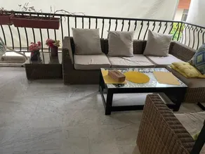 24/7 Electricity,Lovely condo,5 minutes walking from aminities - Image 4