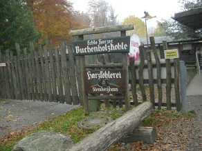 Ferienhaus in herrlicher Lage mit Blick auf Wald und See - Image 4