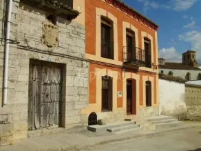 LA CASONA DE LOS COMUNEROS - Image 1