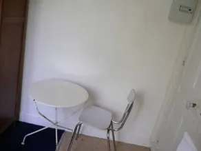 Grande chambre indépendante tout confort - Image 3