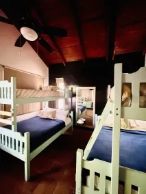 Spacious 2-Bed in Tamarindo: Private Yard, Sleeps 8, Near Beach - Image 5