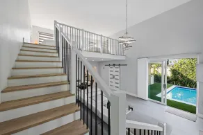 Bungalow East - Luxury Vacation Rental - Image 2