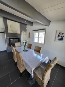AIR-CONDITIONED HOUSE WITH A SWIMMING POOL BETWEEN THE ALPILLES AND THE CAMARGUE, 30 MINUTES FROM THE OCEAN - Image 5