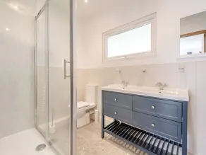 3 bedroom accommodation in Stanner, near Kington - Image 2