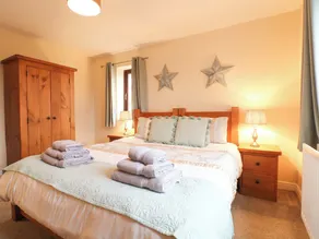 The Lodge - Image 4