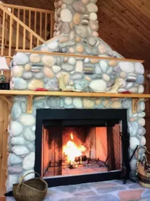 Secluded waterfront cabin in Porter Maine - Image 2