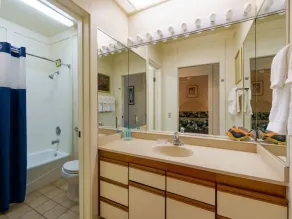 Embrace Ease+Perks! Enjoy WiFi, Ceiling Fans, Flat Screen, Kitchen+Lanai–Kiahuna 2043 - Image 3