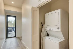 Sleeps 20, 4 Units 10bdr, Hot Tub, Near Old Bend + DT Aerie by Avantstay - Image 4