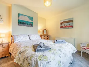 WYCHWOOD, pet friendly, character holiday cottage in Grosmont - Image 4