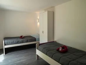 Espalion, alojamiento 7 personas 2 dormitorios, piscina climatizada, ideal para familias - Image 4