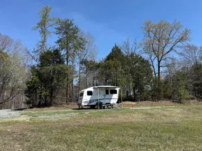 Secluded RV Camper Spot - Image 5