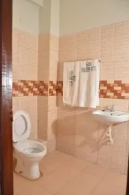 Tollview Classic Hotel - Image 2