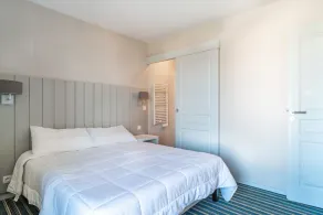 Les Thermes 532 - Vue mer avec piscine partagée - Image 4