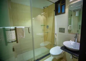 King S Crown - Image 2