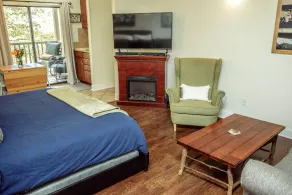 Lake Lure Cozy Mountain Studio @ Rumbling Bald Resort🌟Pools🌟Golf🌟Spa🌟Dining🌟 - Image 4