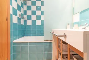 Global Vacacional, Apartamento con terraza y piscina en la playa de Canet - Image 4