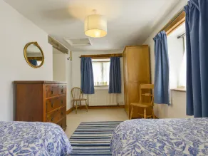 PARSONAGE FARM COTTAGE, family friendly in Newton Ferrers - Image 5