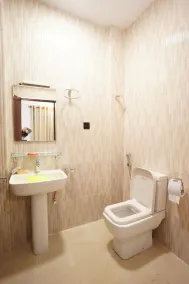 Amazing Alexandra Apartment - Image 4