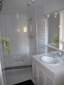 Appartement situé entre lac et montagne au Nord de Sisteron - Image 2