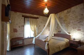 Spaziosa villa con splendida vista panoramica - Image 4