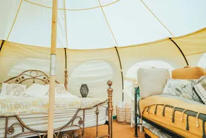 Totally Luxury 4 Person Bell Tent 10 mins Surf/Sail/Swim Beaches - Image 5