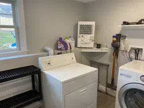 Popponesset modern beach house 6 minute walk to private beach (plenty of beds)! - Image 2