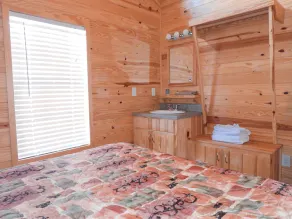 Ransom's Retreat Group cabin rental near Meramec River - Image 4