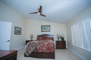 Charming 4 Bedroom, 2 Bathroom house in Phoenix - Image 4