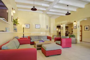 Premium Alpine Family Retreat with Mountain Charm - Image 4