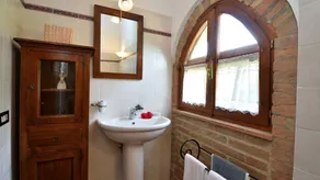 Villa with private pool - Image 2