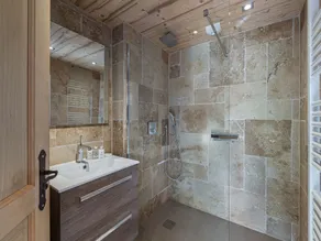 Duplex pour 4 personnes avec sauna privé à Val Thorens - Image 4