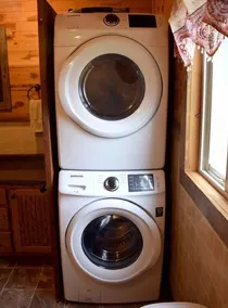 Cozy 1-bedroom cabin just 16 minutes from Ruby Falls - Image 2
