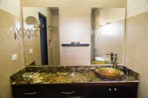 New Kingston Apartment at The Palms - Image 5