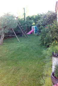 Sehr ruhiges Gebäude mit Schwimmbad, gegenüber vom Berg Luberon - Image 4