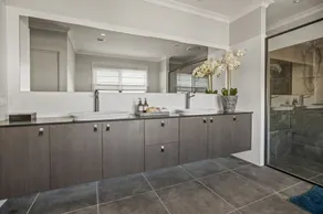 Werribee Gem Luxe Home Family Getaway 6Bed Netflix - Image 4