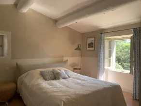 Peaceful farmhouse in the heart of the Lubéron Golden Triangle - Image 5