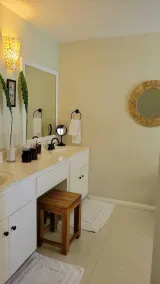 Luxury Waterfront Villa Jamaica - Image 3