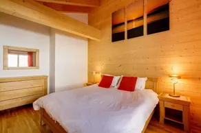 Lyx ski-in / ski-out chalet-stil lägenhet med fantastisk utsikt - Image 4