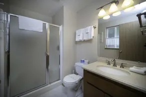 Erleben Sie Oceanside, Oregon von diesem Haus thront hoch über den Wellen! - Image 4