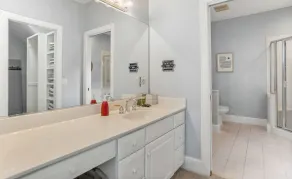 Coastal Getaway - Stunning Water Views! - Image 2