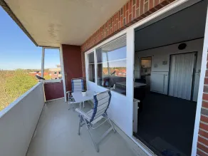 Evening sun with balcony and internet for 3 persons - Image 5