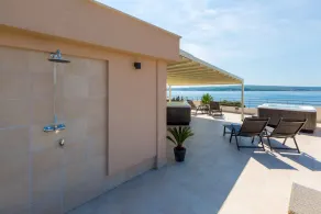 Holiday apartment near the beach with whirlpool and sauna - Image 4