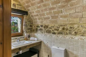 Maison de vacances \"Can Cortada\" avec vue sur les montagnes, terrasse privée et Wi-Fi - Image 4