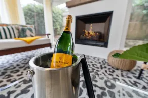 Le Hibou Blanc (A) - Fairhope: Laid-back Sophistication - Image 3